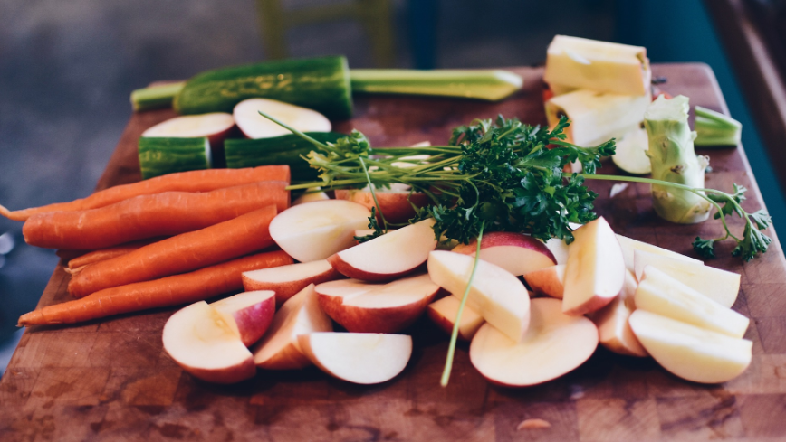 Carrots and cut up apples