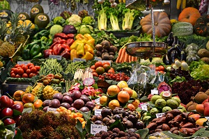 Lots of healthy vegetables piled up