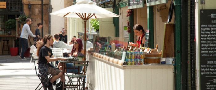 People in an outside market